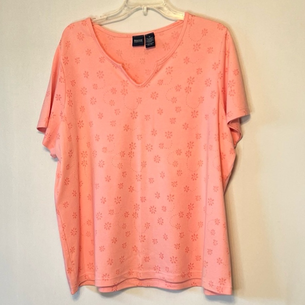 Women’s Basic Editions V-neck top blouse Size 2XL.